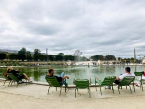 Ostolakossa Pariisi Virve Fredman