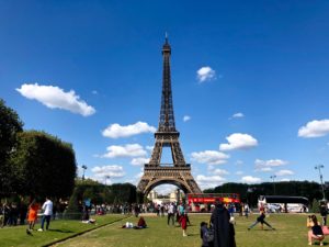 Ostolakossa Pariisi Virve Fredman