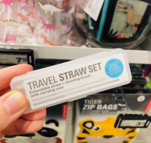 Zero waste jäähyväiset jätteille kirja minimalismista