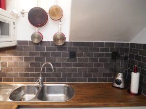 Minimalistinen elämä koti Ostolakossa Virve Fredman minimalismi