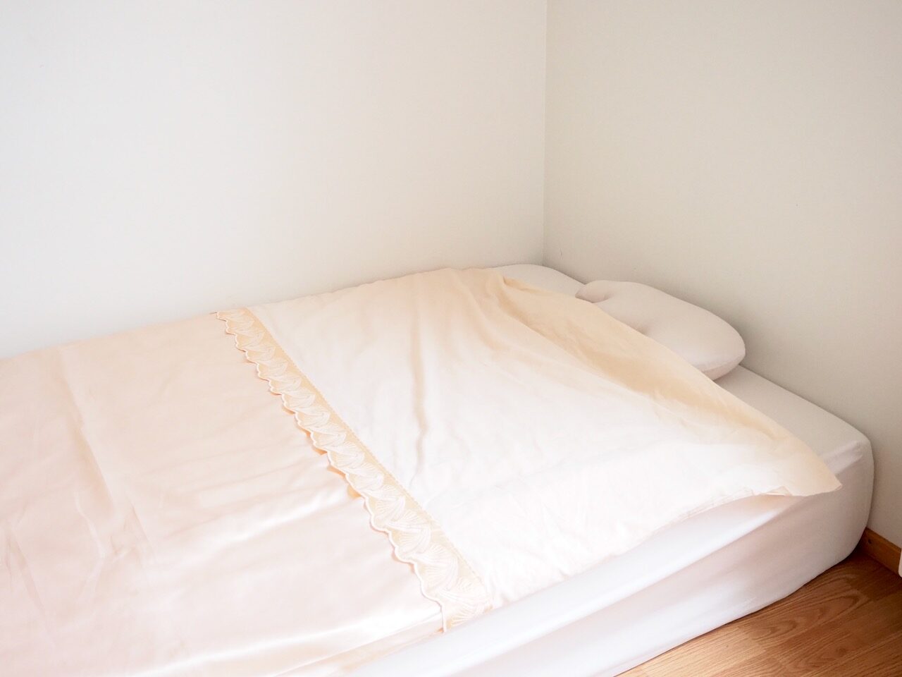 Virve Fredman minimalismi opiskelijasolu 